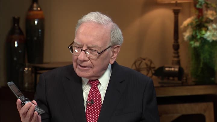 A new ETF uses AI to emulate Warren Buffett’s investment style