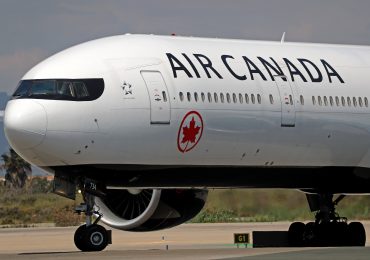 Air Canada reaches last-minute agreement with pilots union, averting strike