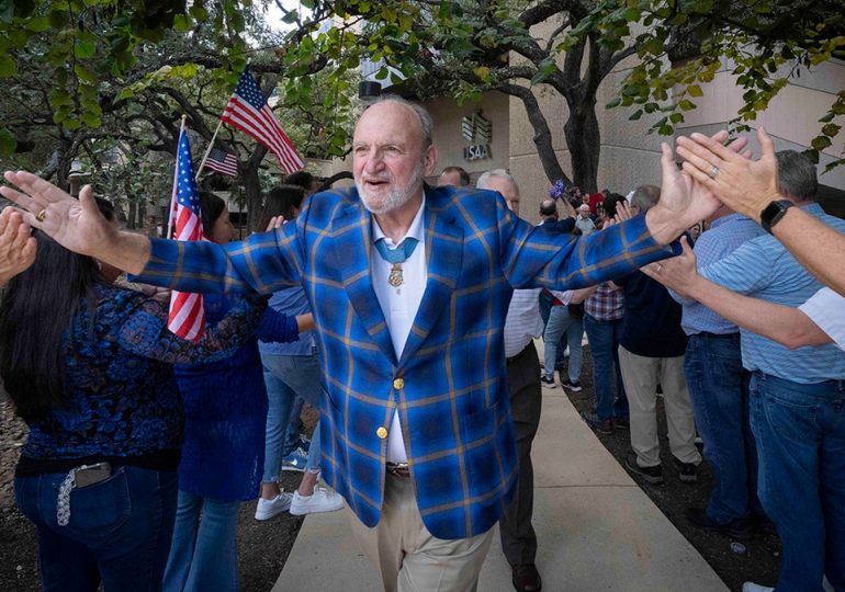 Veterans deserve 'national moment of gratitude' on Veterans Day to help heal 'unseen wounds'