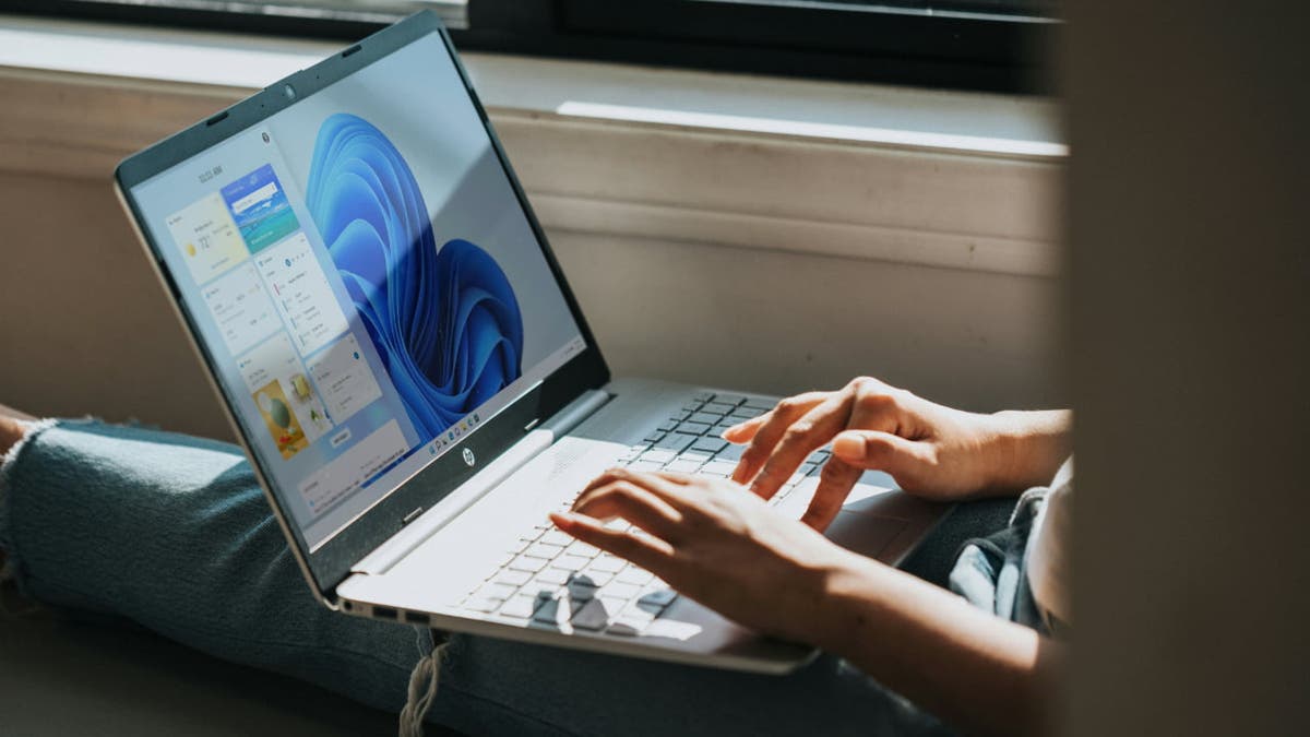 woman on laptop