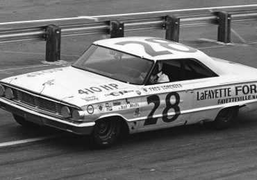 NASCAR Hall of Famer Fred Lorenzen dies at 89