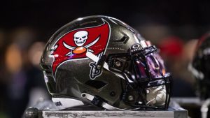 Former Buccaneers Hall of Fame defender suing Florida police department for $20 million after unlawful arrest