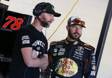 "It was clicking and effortless": Truex recalls his dominant 2017 season