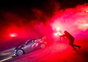 Ogier close call hands Neuville early WRC Monte Carlo Rally lead