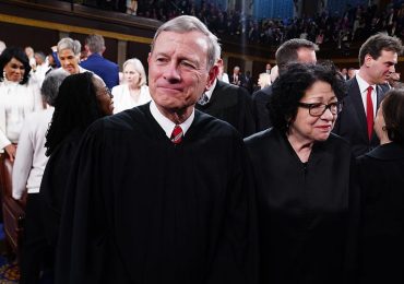 Supreme Court Chief Justice Roberts issues warning on 'judicial independence' weeks before Trump inauguration