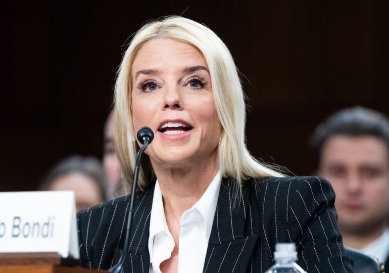 Trump AG pick Pam Bondi clears Judiciary Committee, will get confirmation vote in Senate