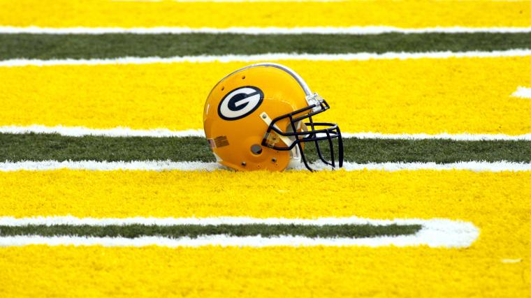 Packers legend, Super Bowl champ retiring after 17-years NFL career