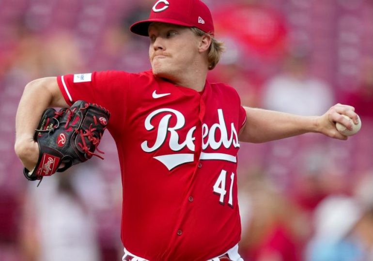 Who is Andrew Abbott? Reds rookie matches Johnny Cueto in historic debut, win vs. Brewers