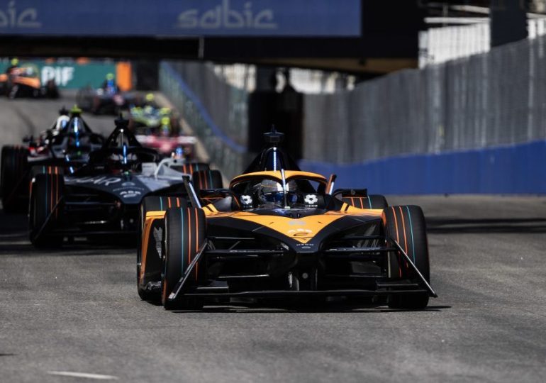 McLaren confirms Barnard alongside Bird for Formula E Season 11