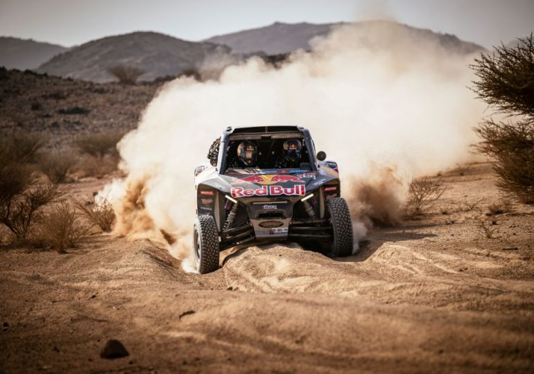 Toyota's Lategan tops Dakar Prologue stage